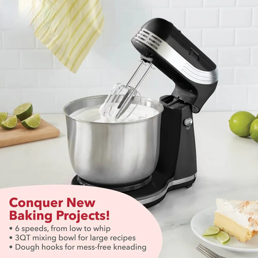 3 Qt Black Mixer Set with Dough Hooks, Beaters, and Recipes