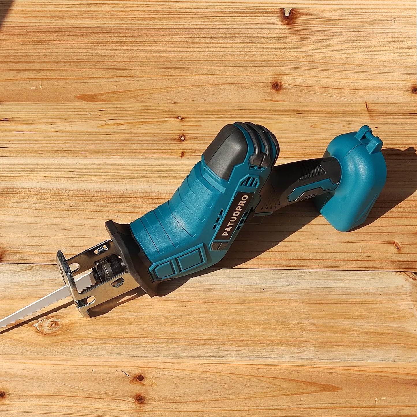 Adjustable Cordless Reciprocating Saw